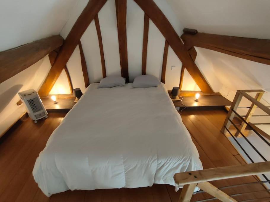 Le Ptit Loft Villa Brechamps Eksteriør bilde